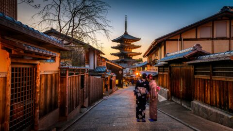 A japán kötvényhozamok az 1990-es évek óta nem látott magasságba emelkedtek A japán kötvényhozamok az 1990-es évek óta nem látott magasságba emelkedtek